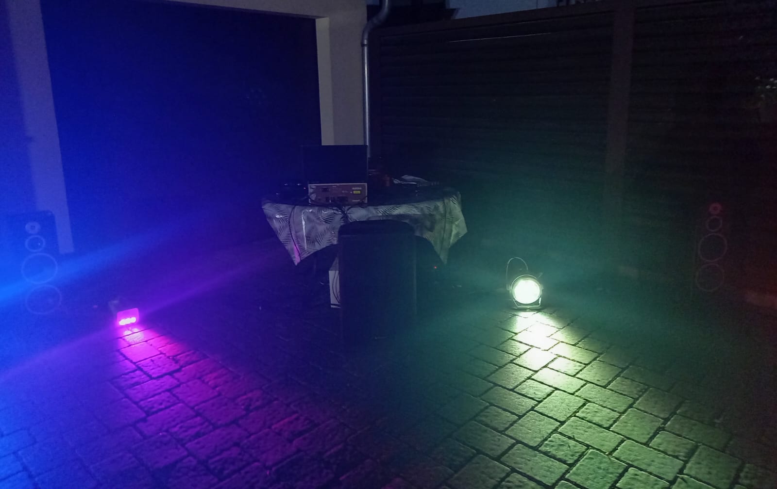 DJ Bild 2