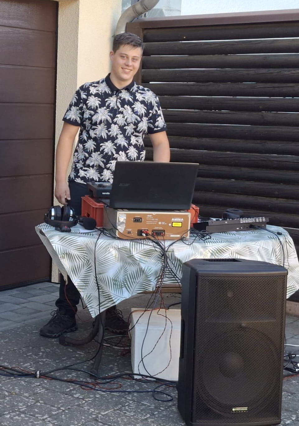 DJ Bild 3